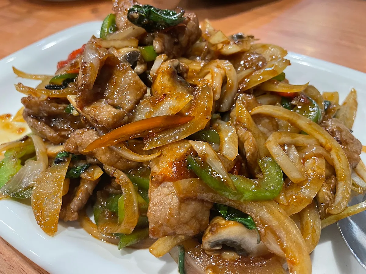 青椒洋葱牛肉丝, Thai Kitchen